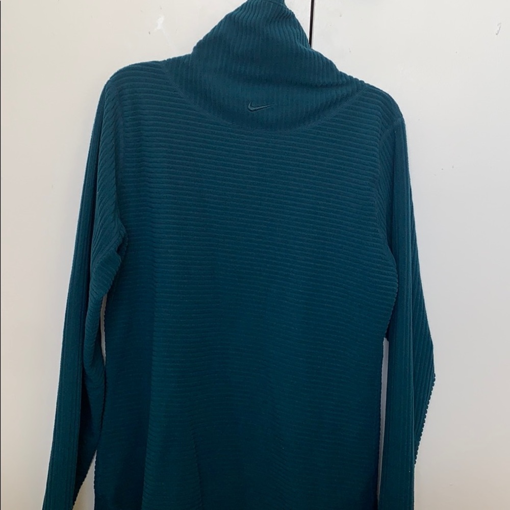 Women’s Velour Top Nike Pro HyperWarm